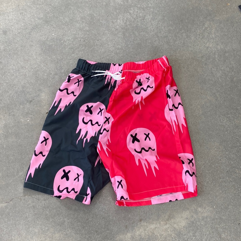 Polyester black pink in red ghost shorts